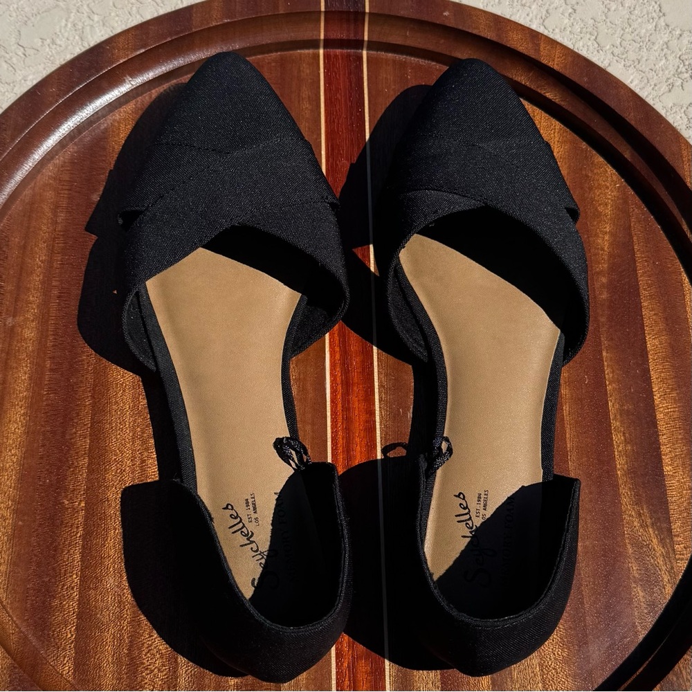 Point Toe Flats Seychelles  Black Size 9.5 With Memory Foam Sole - Picture 8 of 8